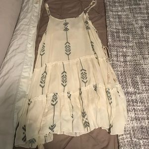 Long tan tank with design